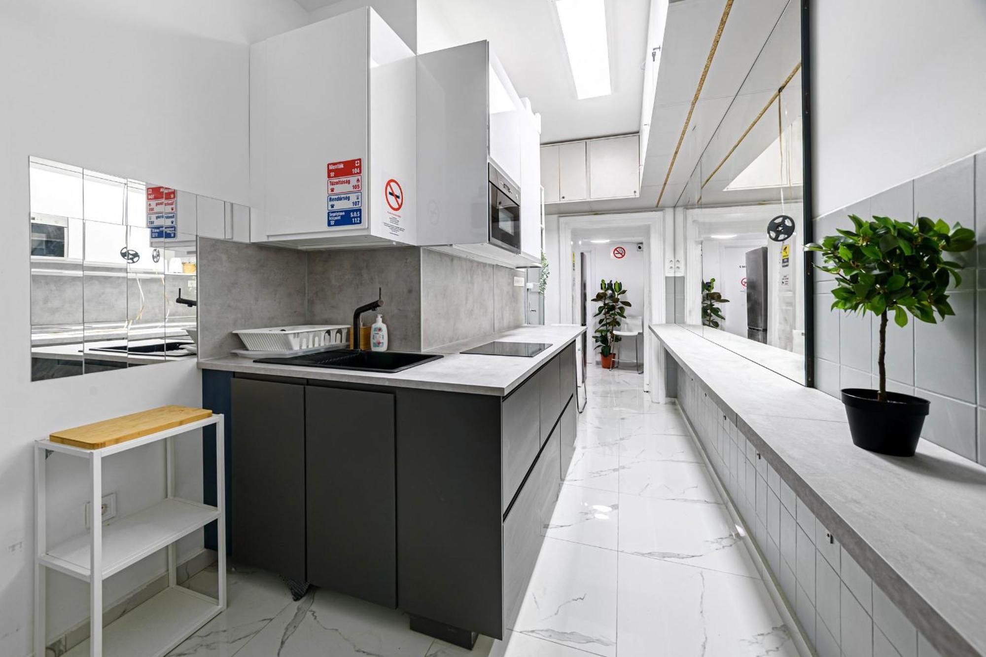 New Modern Homes Rakoczi 57 ブダペスト エクステリア 写真